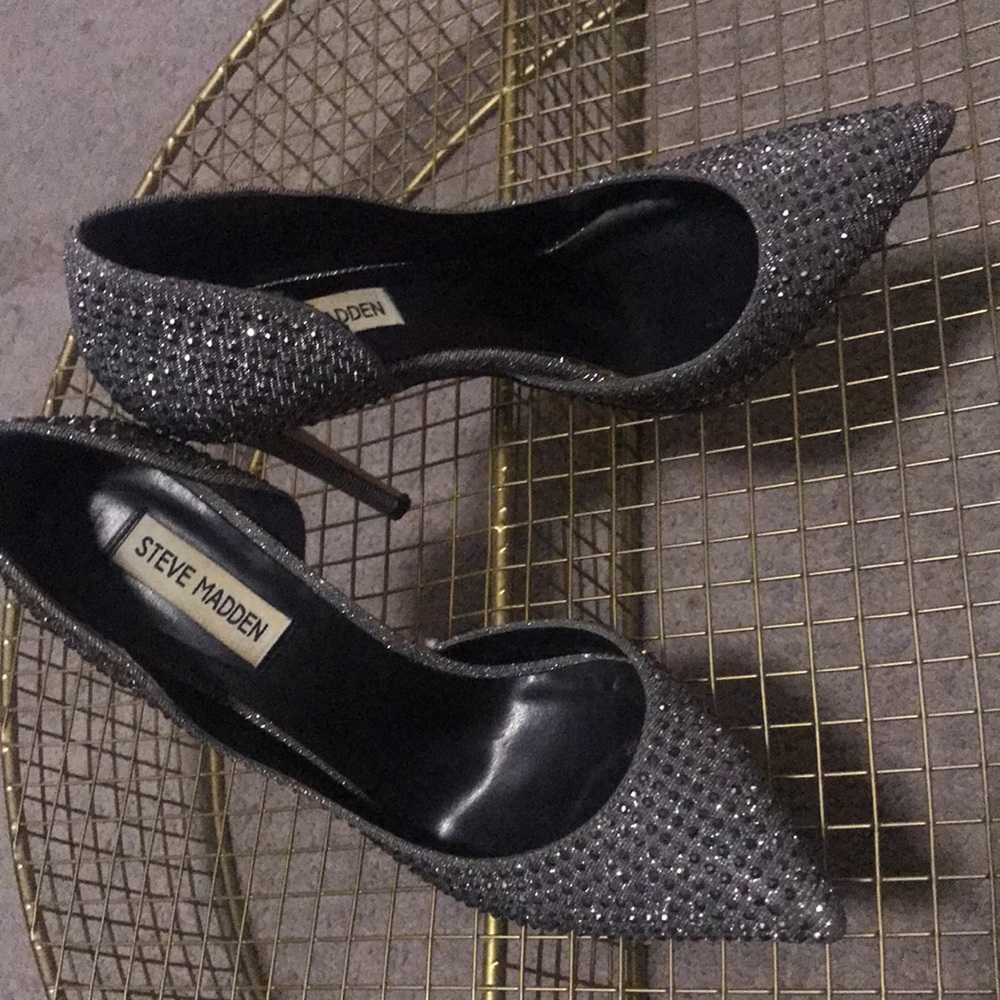 Steve Madden Sparkly Studded Size 7 - image 7